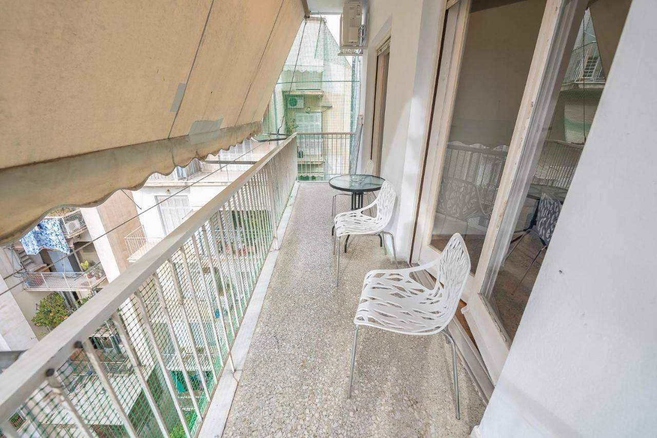 Victoria Apartment Atene Esterno foto