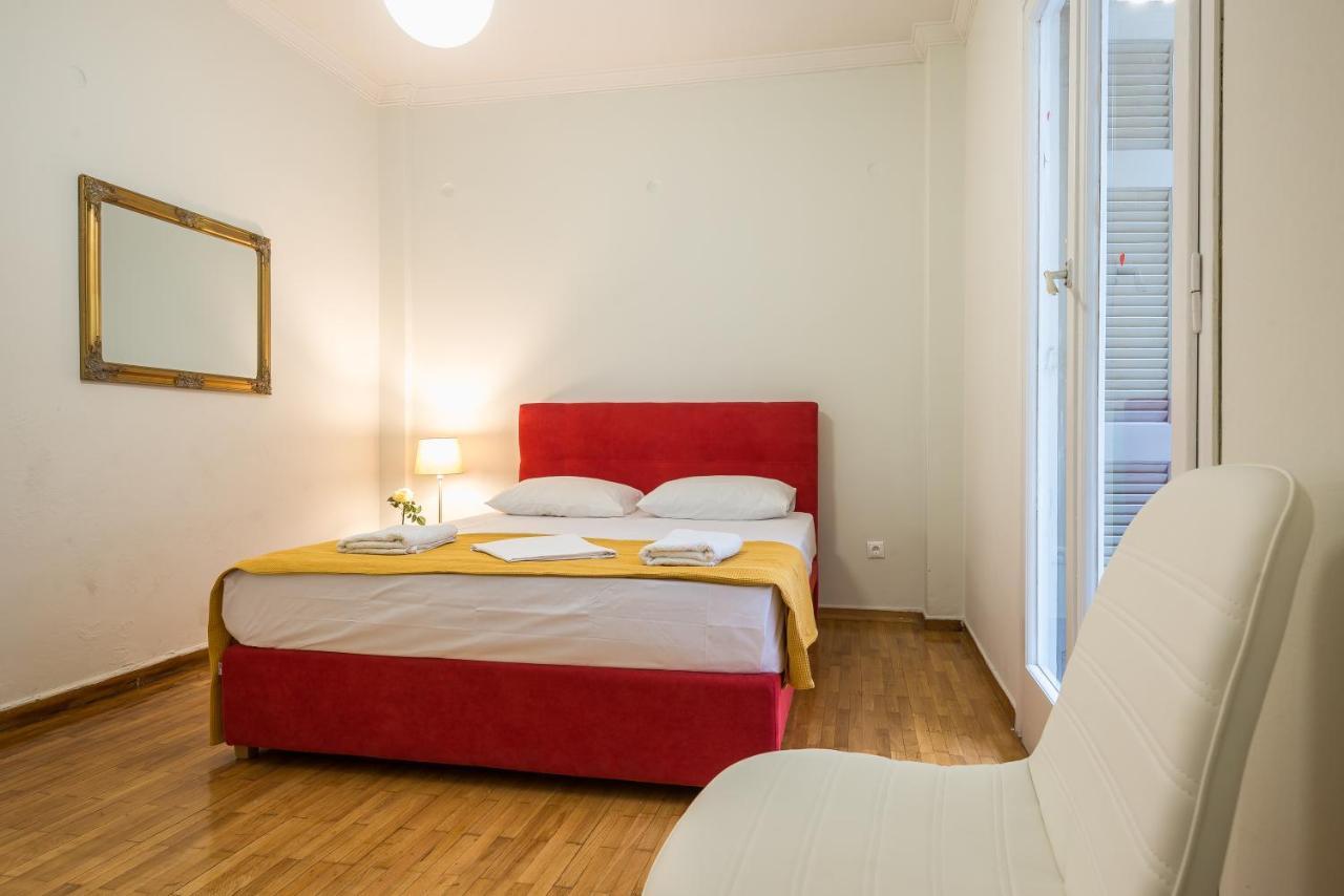 Victoria Apartment Atene Esterno foto