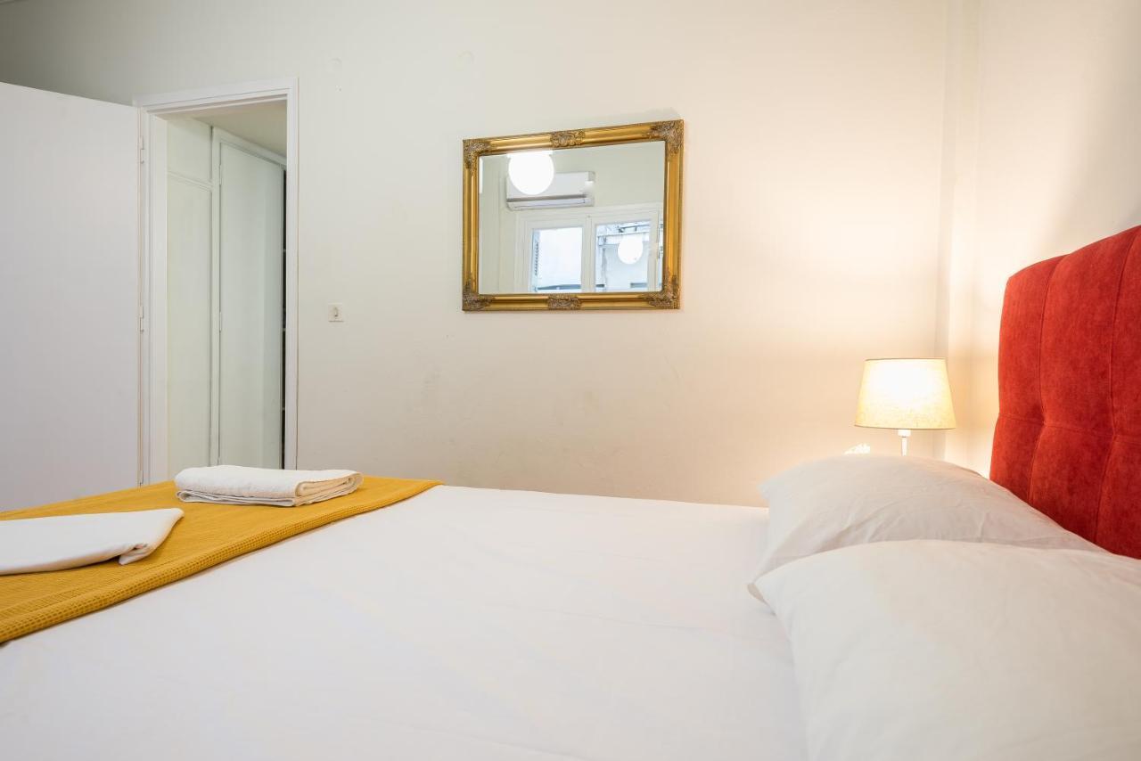 Victoria Apartment Atene Esterno foto