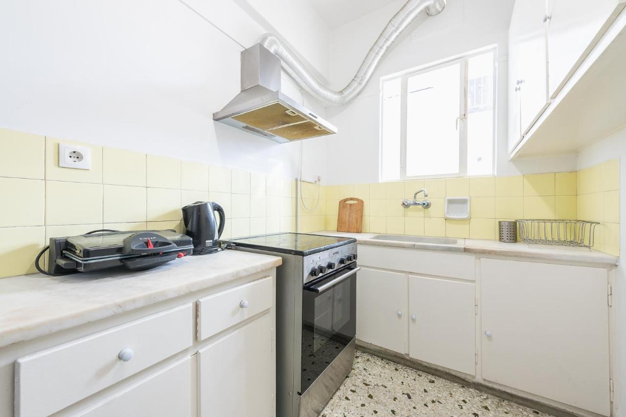 Victoria Apartment Atene Esterno foto