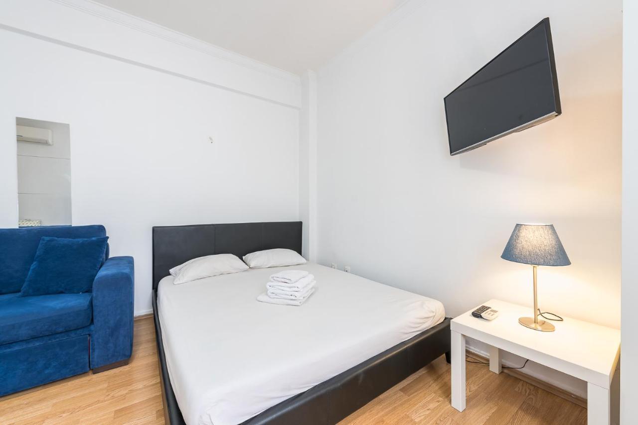 Victoria Apartment Atene Esterno foto